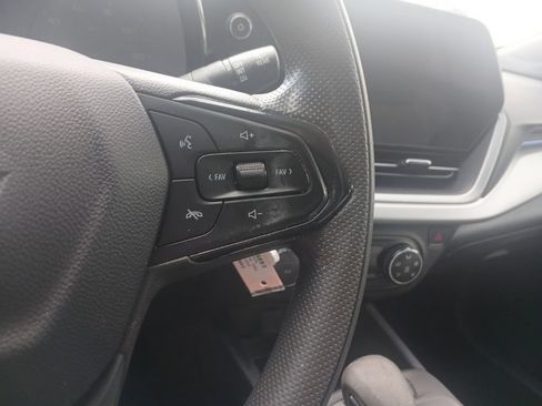 Used 2024 Chevrolet Trax LS FWD image 18