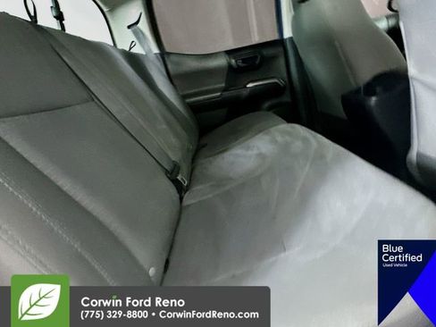 Used 2017 Toyota Tacoma SR5 AWD/4WD image 29