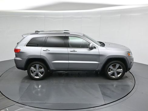 Used 2016 Jeep Grand Cherokee Limited image 39
