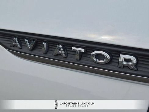 Used 2024 Lincoln Aviator Reserve w/ Equipment Group 201A AWD/4WD image 10
