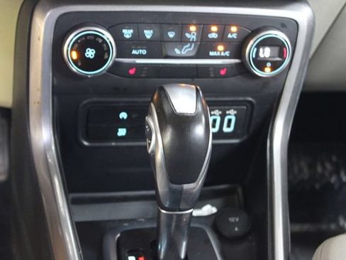 Used 2018 Ford EcoSport SE FWD image 21