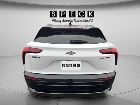 New 2026 Chevrolet Blazer EV RS image 4