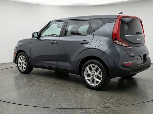 Used 2025 Kia Soul LX w/ LX Technology Package image 6