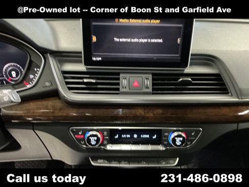 Used 2020 Audi Q5 2.0T Premium Plus w/ Premium Plus Package AWD/4WD image 19