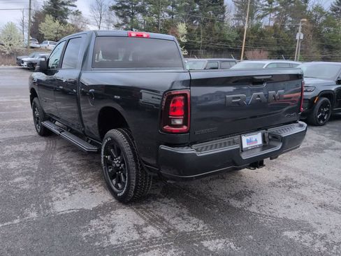 New 2026 RAM 2500 Big Horn AWD/4WD image 6