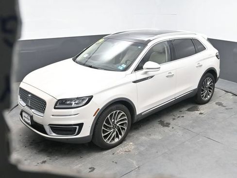Used 2019 Lincoln Nautilus Reserve AWD/4WD image 26
