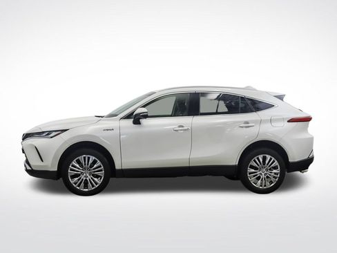 Used 2021 Toyota Venza XLE w/ Softex Package AWD/4WD image 2