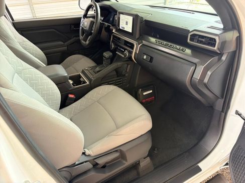 Used 2025 Toyota Tacoma SR5 RWD image 28