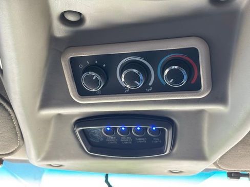 Used 2022 GMC Savana 2500 w/ Enhanced Convenience Package RWD image 40