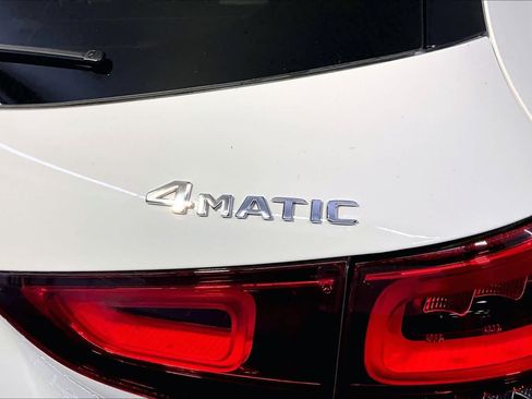 Used 2023 Mercedes-Benz GLA 250 4MATIC image 10