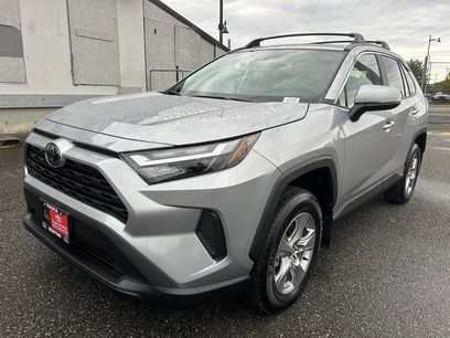 New 2025 Toyota RAV4 XLE
