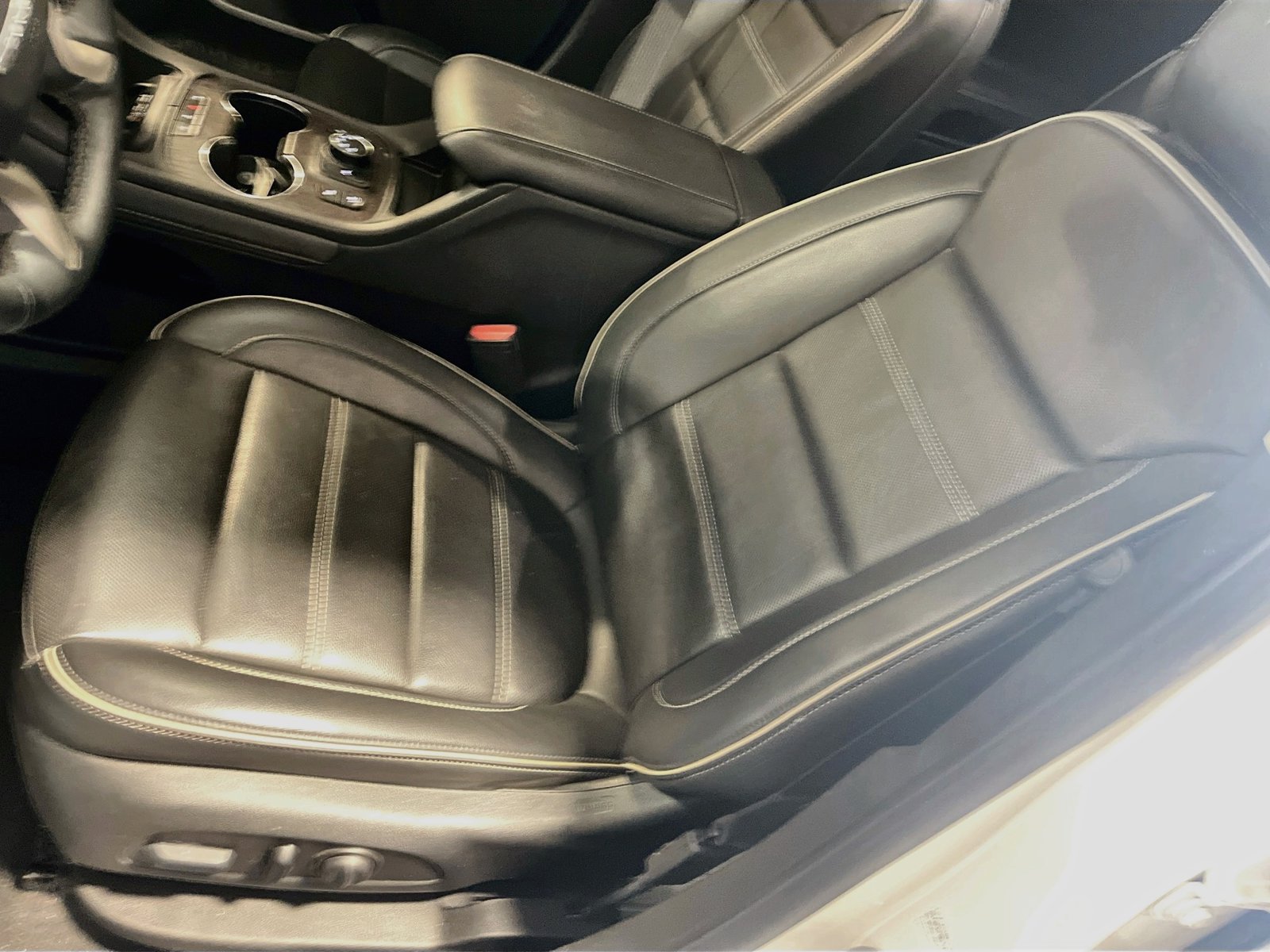 Used 2023 GMC Acadia Denali w/ Denali Ultimate Package AWD/4WD image 20