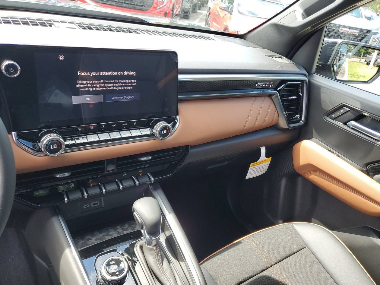 New 2026 GMC Canyon AT4 AWD/4WD image 27