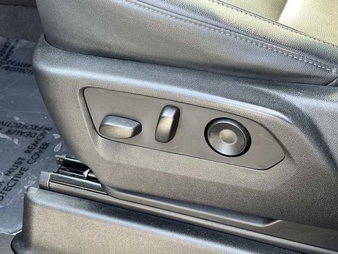 Used 2021 Chevrolet Tahoe LT w/ Rear Media and Nav Package image 30