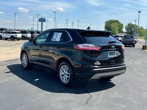 Used 2024 Ford Edge SEL w/ Convenience Package AWD/4WD image 4