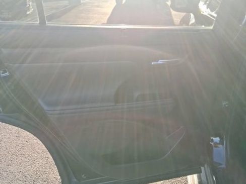 Used 2024 Toyota Highlander XLE AWD/4WD image 27