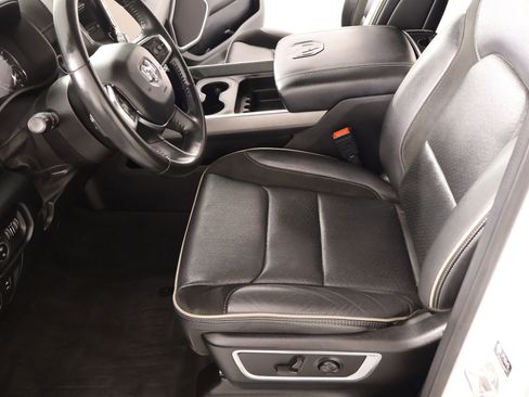 Used 2021 RAM 1500 Laramie image 12