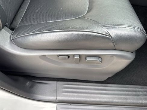 Used 2024 Nissan Armada SL w/ Captain's Chairs Package AWD/4WD image 45