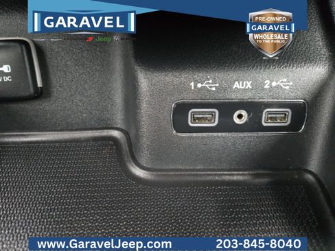 Used 2019 Dodge Durango R/T w/ Blacktop Package image 9