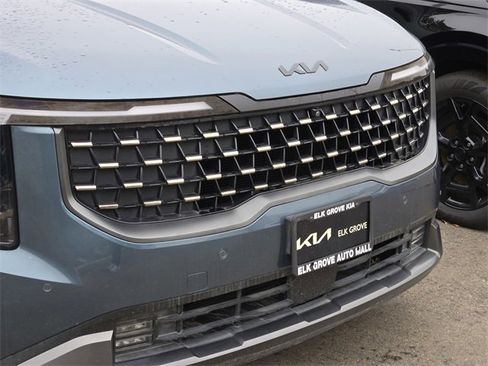 New 2025 Kia Carnival SX Prestige image 5