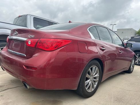 Used 2016 INFINITI Q50 3.0t Premium w/ Driver Assistance Package RWD image 4