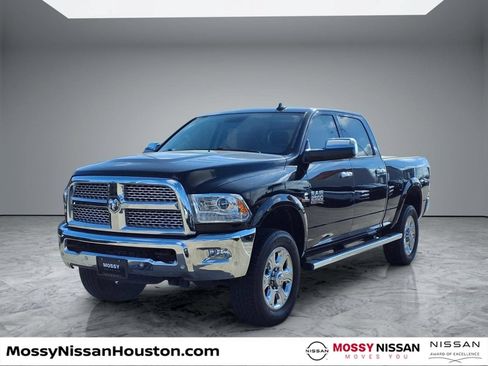 Used 2017 RAM 2500 Laramie w/ Off Road Package AWD/4WD image 4