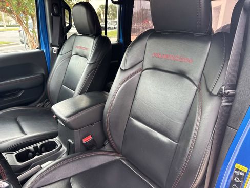 Used 2022 Jeep Wrangler Unlimited Rubicon w/ Xtreme Recon 35" Tire Package image 19