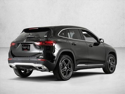New 2026 Mercedes-Benz GLA 250 4MATIC image 5