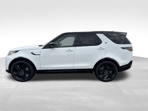 New 2025 Land Rover Discovery Dynamic SE image 2