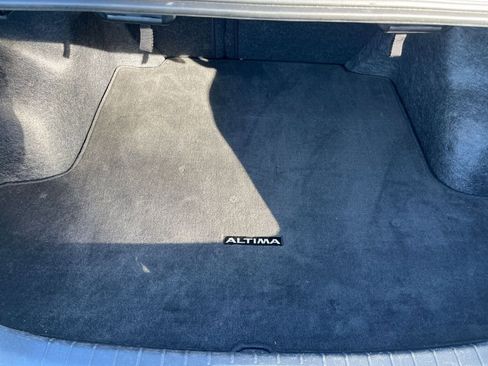 Used 2025 Nissan Altima 2.5 SV image 31