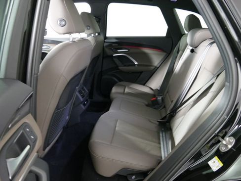 New 2025 Audi Q5 Premium Plus image 3