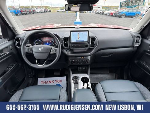Used 2024 Ford Bronco Sport Outer Banks w/ Tech Package AWD/4WD image 15