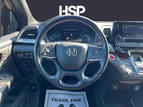 Used 2023 Honda Odyssey Sport image 12