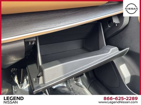 Used 2023 Nissan Rogue Platinum w/ Platinum Premium Package AWD/4WD image 36