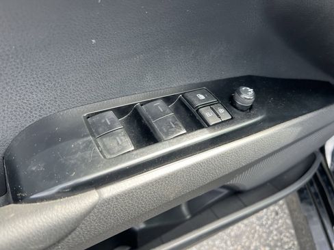 Used 2025 Toyota Camry LE image 15