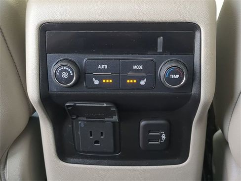 Used 2019 GMC Acadia Denali w/ Technology Package image 18