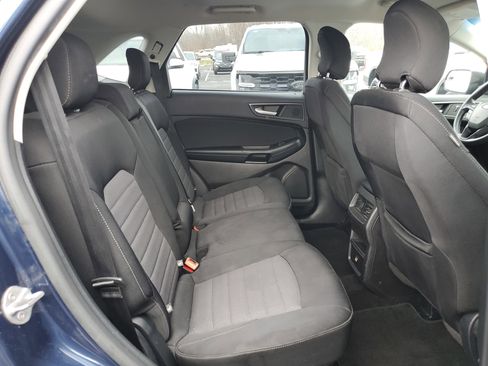 Used 2017 Ford Edge SE image 28