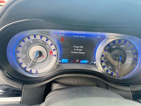 Used 2018 Chrysler 300 S image 22