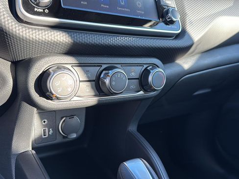 New 2025 Nissan Kicks Play S image 23