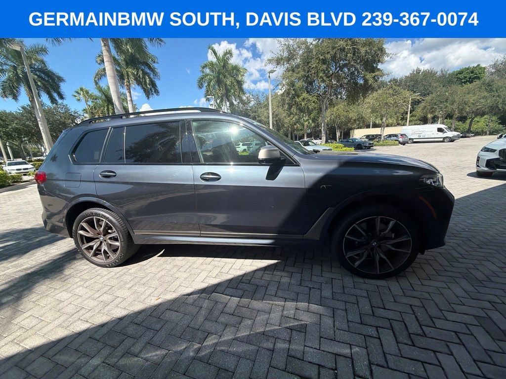 Used 2020 BMW X7 M50i AWD/4WD image 14