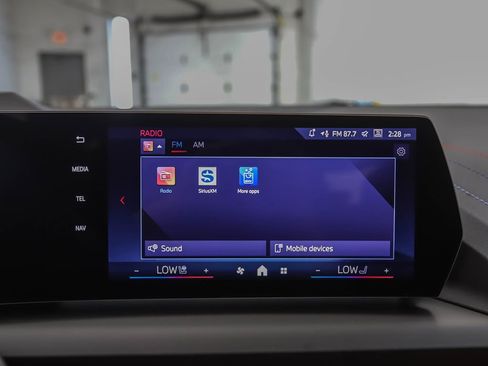 Used 2026 BMW M235i xDrive M235i xDrive w/ Technology Package image 17