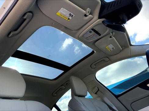 Used 2024 Volvo S60 B5 Core image 13