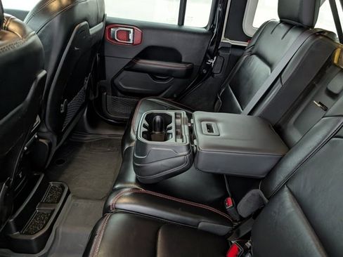 Used 2024 Jeep Wrangler Unlimited Rubicon image 23