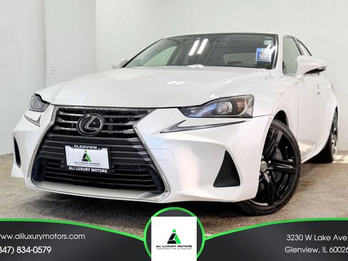 Used 2018 Lexus IS 300 AWD w/ Comfort Package image 1