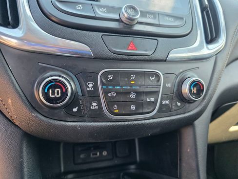 Used 2019 Chevrolet Equinox Premier image 19