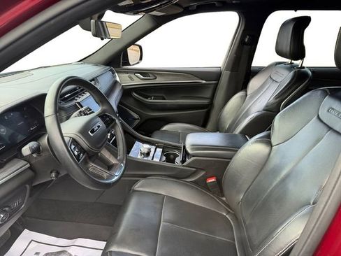 Used 2021 Jeep Grand Cherokee L Overland w/ Luxury Tech Group IV image 10