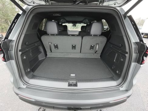 New 2026 GMC Acadia AT4 image 31