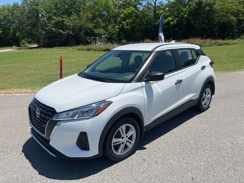 Certified 2024 Nissan Kicks S FWD image 1