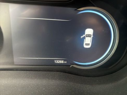 Used 2023 Genesis G70 2.0T w/ Sport Prestige Package image 5