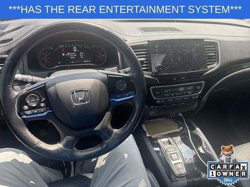 Used 2019 Honda Pilot Touring image 17